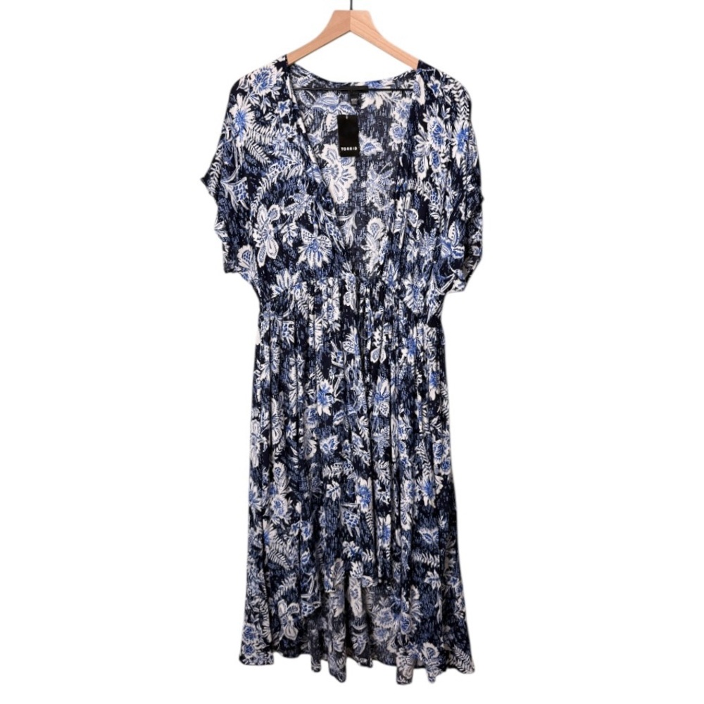 NWT Torrid Floral Cinch Waist Short Sleeve Kimono Top Blue 10/12 Medium Large‎